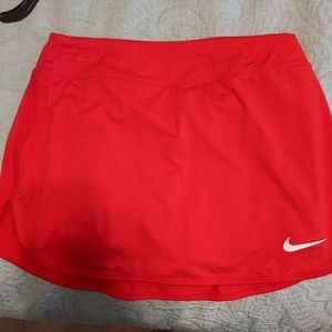 Red dri fit tennis skirt